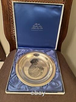 1972 Solid Sterling Silver 925 Franklin Mint Mothers Day Plate Mother & Child
