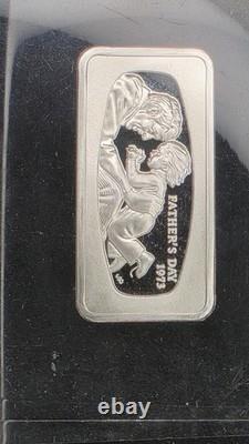 1973 Franklin Mint Father's Day 1000 Grains Sterling Silver Ingot Lucite