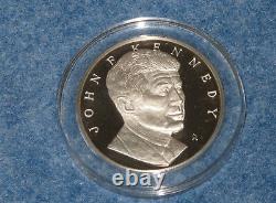 1973 John F. Kennedy Proof Franklin Mint 2 Ounce Sterling Silver Medal E1733