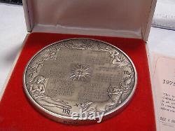 9.5 troy oz Franklin Mint 1975 Calendar Sterling Silver Medallion 296 grams COA