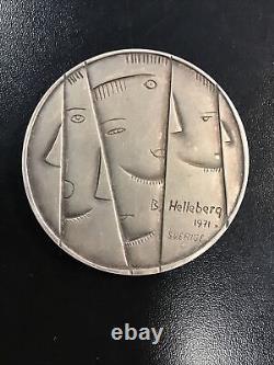 B Helleberg Sverige 1971 Franklin Mint Sterling Silver Medallion 195 grams