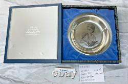 Franklin Mint 1974 Sterling Silver Mother's Day Plate ==Mother & Child Scene==8