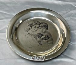 Franklin Mint 1976 Sterling Silver Mother's Day Plate ==Mother & Child Scene==8