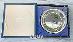 Franklin Mint 1976 Sterling Silver Mother's Day Plate ==Mother & Child Scene==8