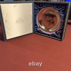 Franklin Mint 1976 Sterling Silver Mother's Day Plate Mother & Child Scene Mint