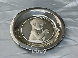 Franklin Mint 1977 Sterling Silver Mother's Day Plate ==Baby Praying Pose== 8