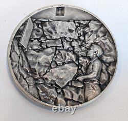 Franklin Mint Art Medal'Bunraku' by Shigemi Kawasumi 1972 Sterling silver