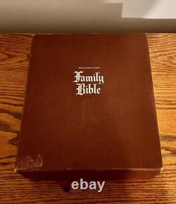 Franklin Mint Family Bible Sterling Silver Cover Illustrations KJV Collectible