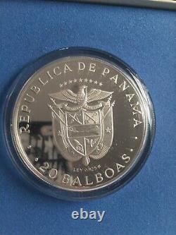 Franklin Mint Republic of Panama One 1975 20 Balboas Sterling Silver Proof Coin