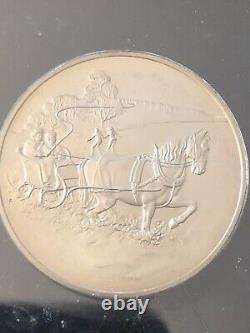 Franklin? Mint? Sterling 1960? Medallion Holiday? Couple? Skating Sleigh Ride