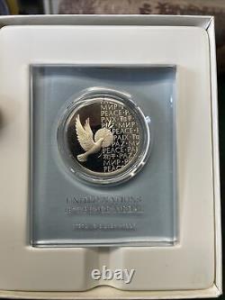 Lot 1970's Franklin Mint United Nations Peace Medal Sterling Silver Coin. 73oz