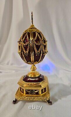 RARE HOUSE OF FABERGE' IMPERIAL EAGLE JEWELED EGG With14K BROOCH FRANKLIN MINT