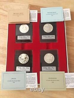 Rare 1971-80 Franklin Mint Sterling 40 Silver Round Medal Christmas Holiday COA