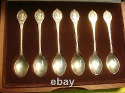 Set of 6 THE SOVEREIGN QUEENS SPOON COLLECTION Sterling Silver w. Book&Cert. 151g