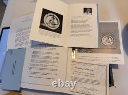 Sterling Silver Franklin Mint 1974 Mother's Day Plate ==Mother & Child Scene==8