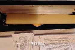 The Franklin Mint Eagle Coin Watch Gold Tone 32mm. 925 STERLING DIAL, untested